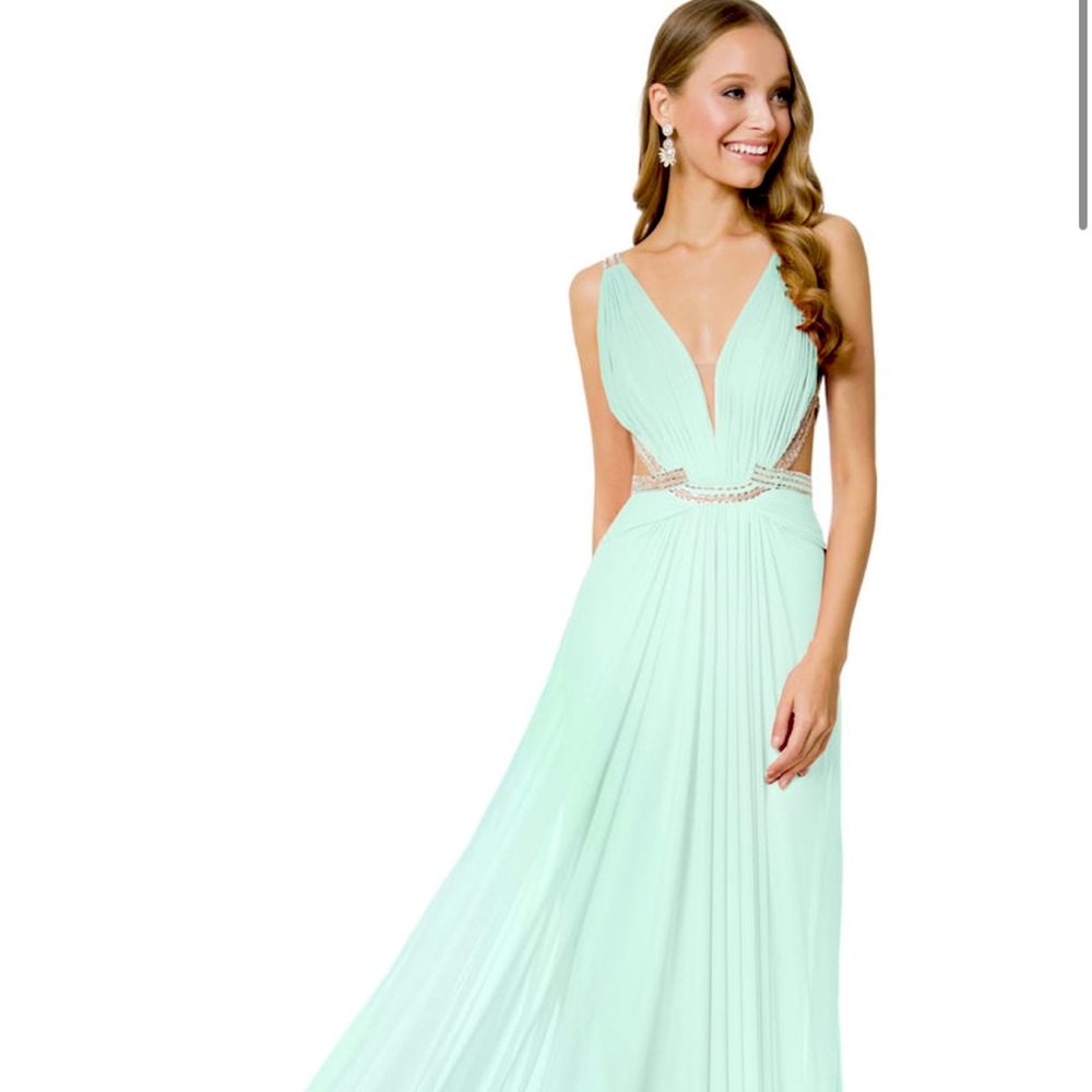 Designer Terani couture Prom wedding guest light mint green color size 4